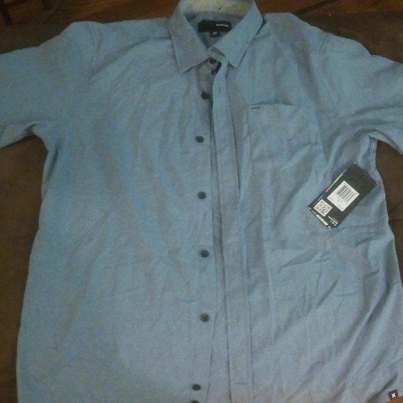 Hurley Other - HURLEY NIKE DRI FIT SHIRT BUTTON UP